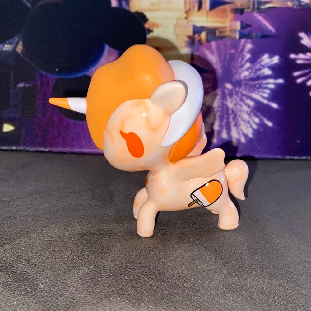 Tokidoki creamsicle Unicorno Figurine